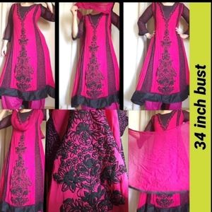 Indian kurta salwar kameez